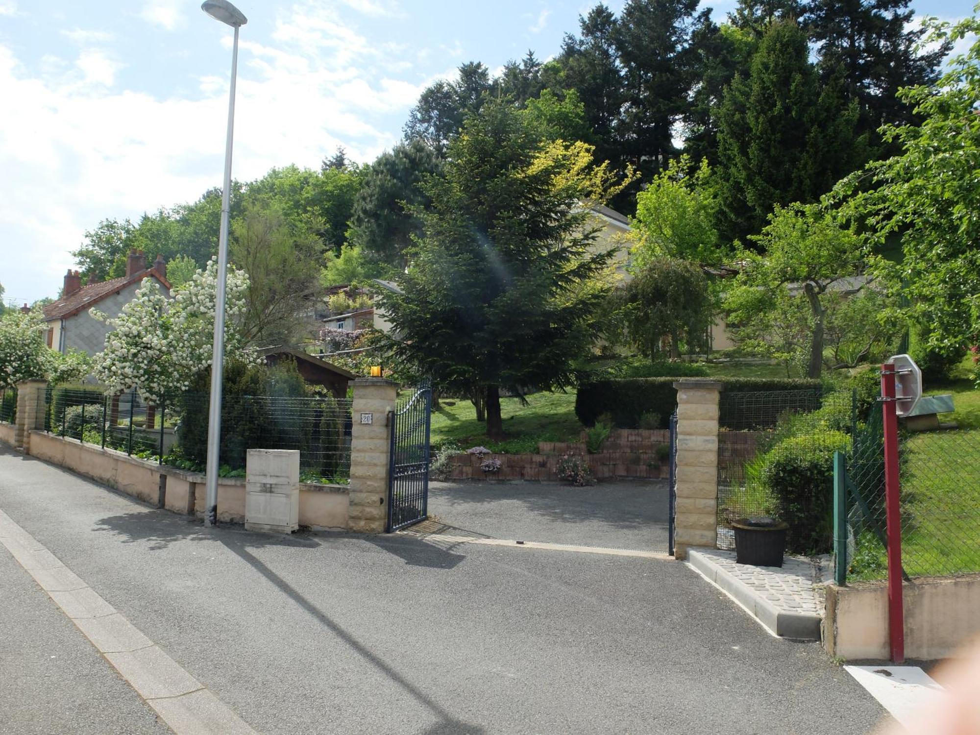 La Cadanise, Suite Du Parc Saint-Éloy-les-Mines Εξωτερικό φωτογραφία